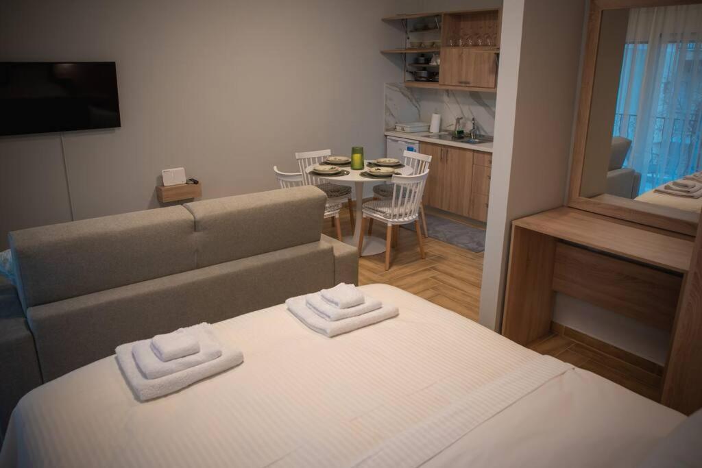 Irresistable Studio In The Heart Of 잰티 외부 사진