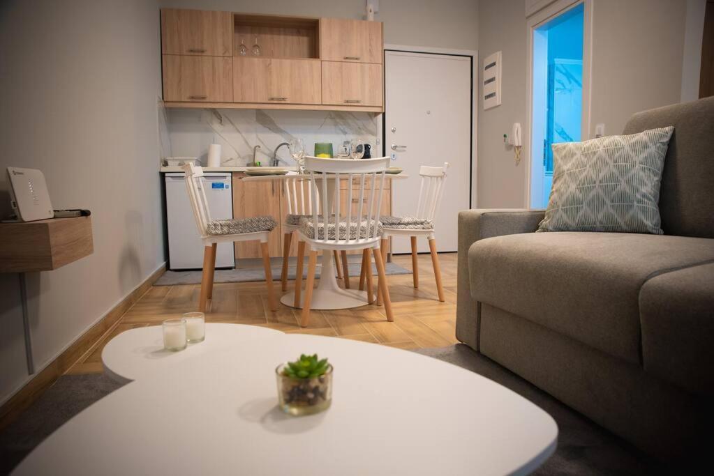 Irresistable Studio In The Heart Of 잰티 외부 사진